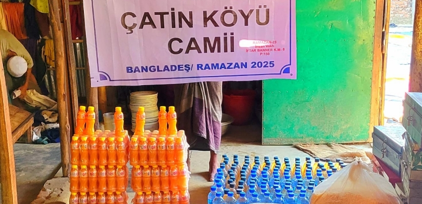 Bir iftar, binlerce mutluluk anlayışını benimseyen köylülerimiz, iftar yemeği ikram etmeye devam ediyor